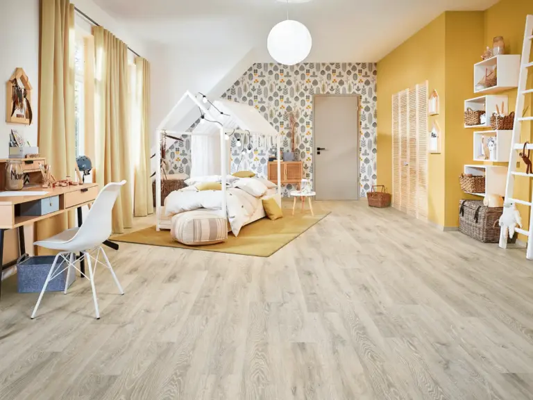 JOKA Laminat in heller Eiche Optik